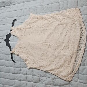 BerryYou Lace Sleeveless Blouse